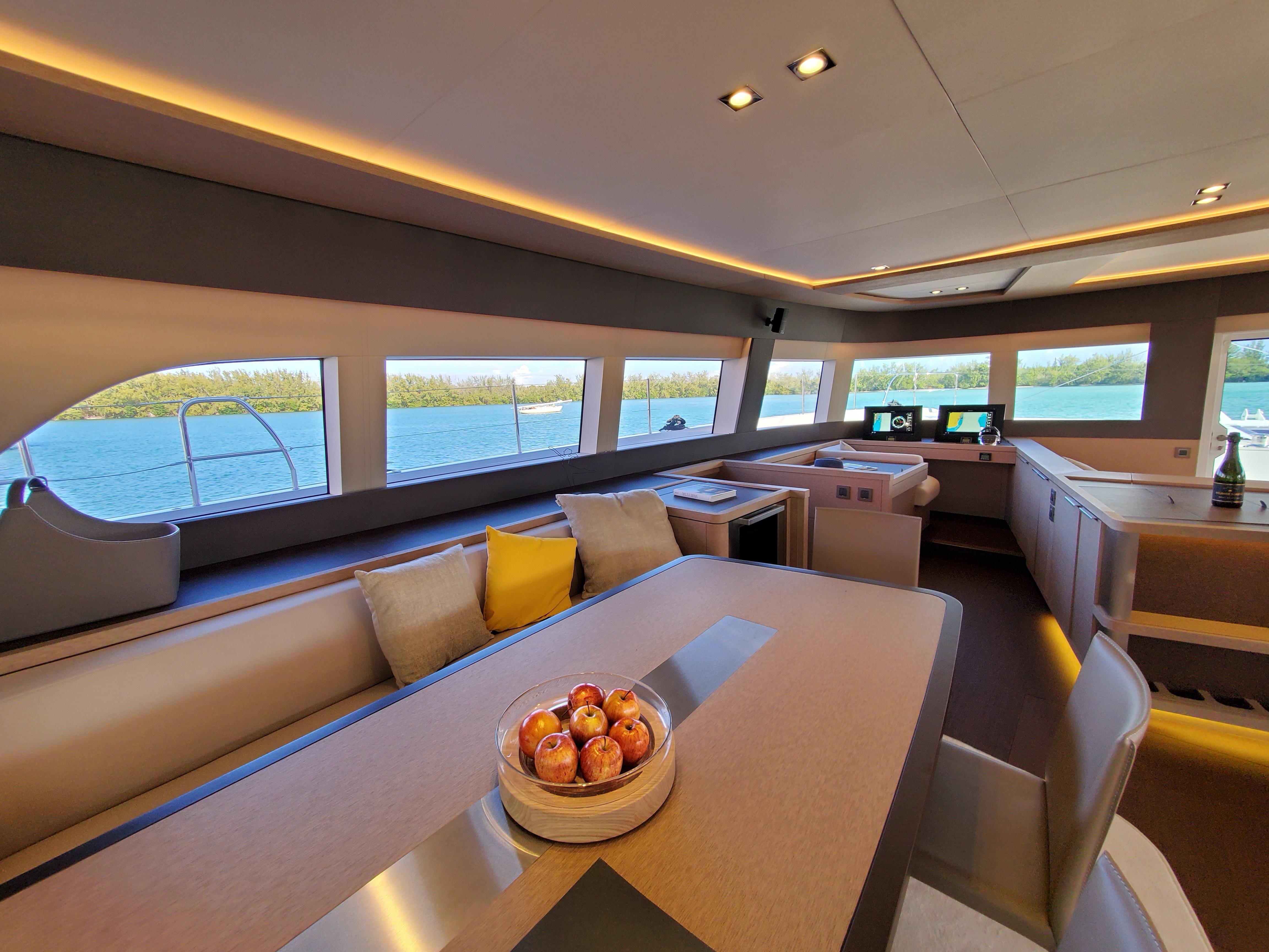 2020 Lagoon Seventy 7