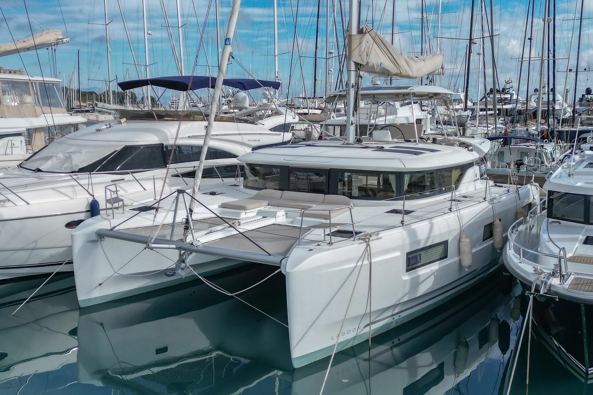 2021 Lagoon 46 Boats