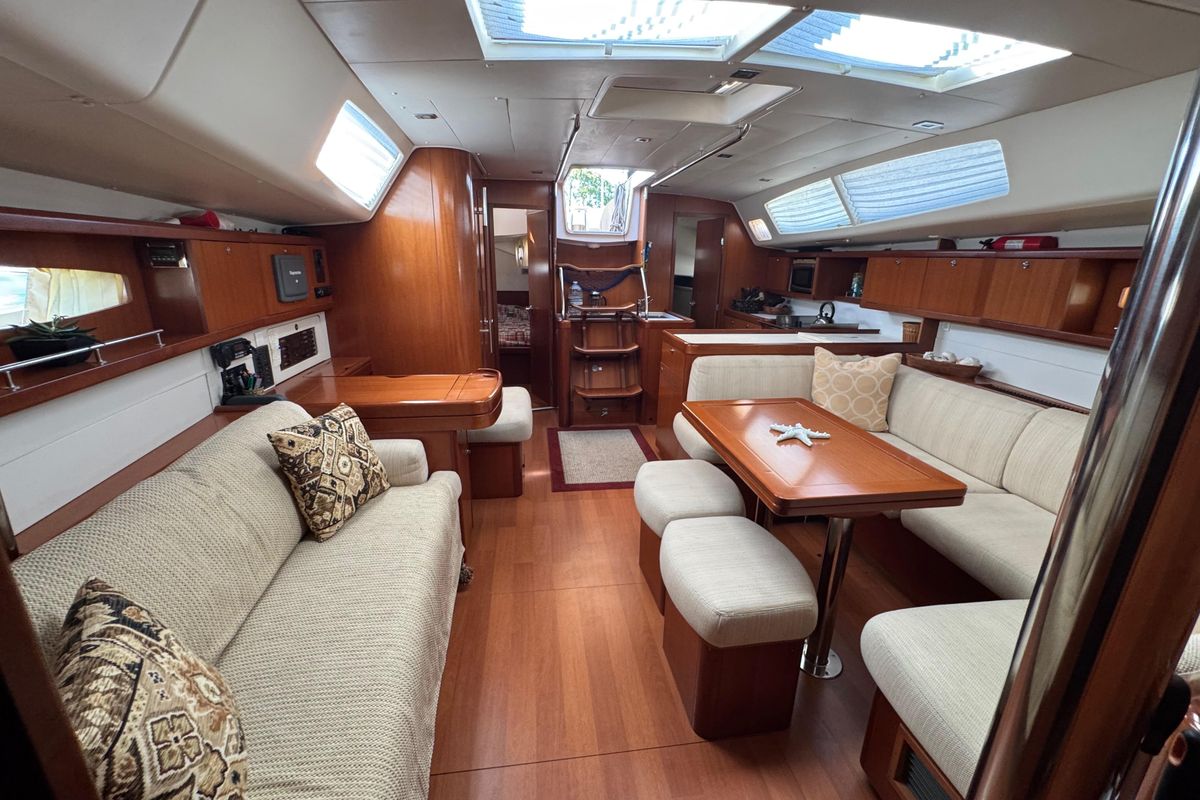 2007 Beneteau Oceanis 49