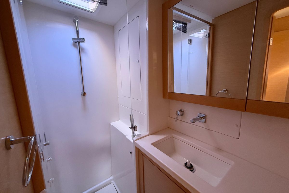 2013 Lagoon 450