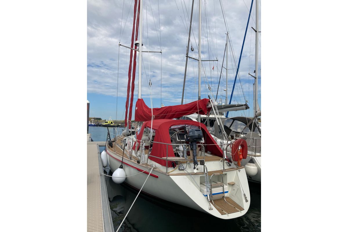1997 Van De Stadt Carribean 42