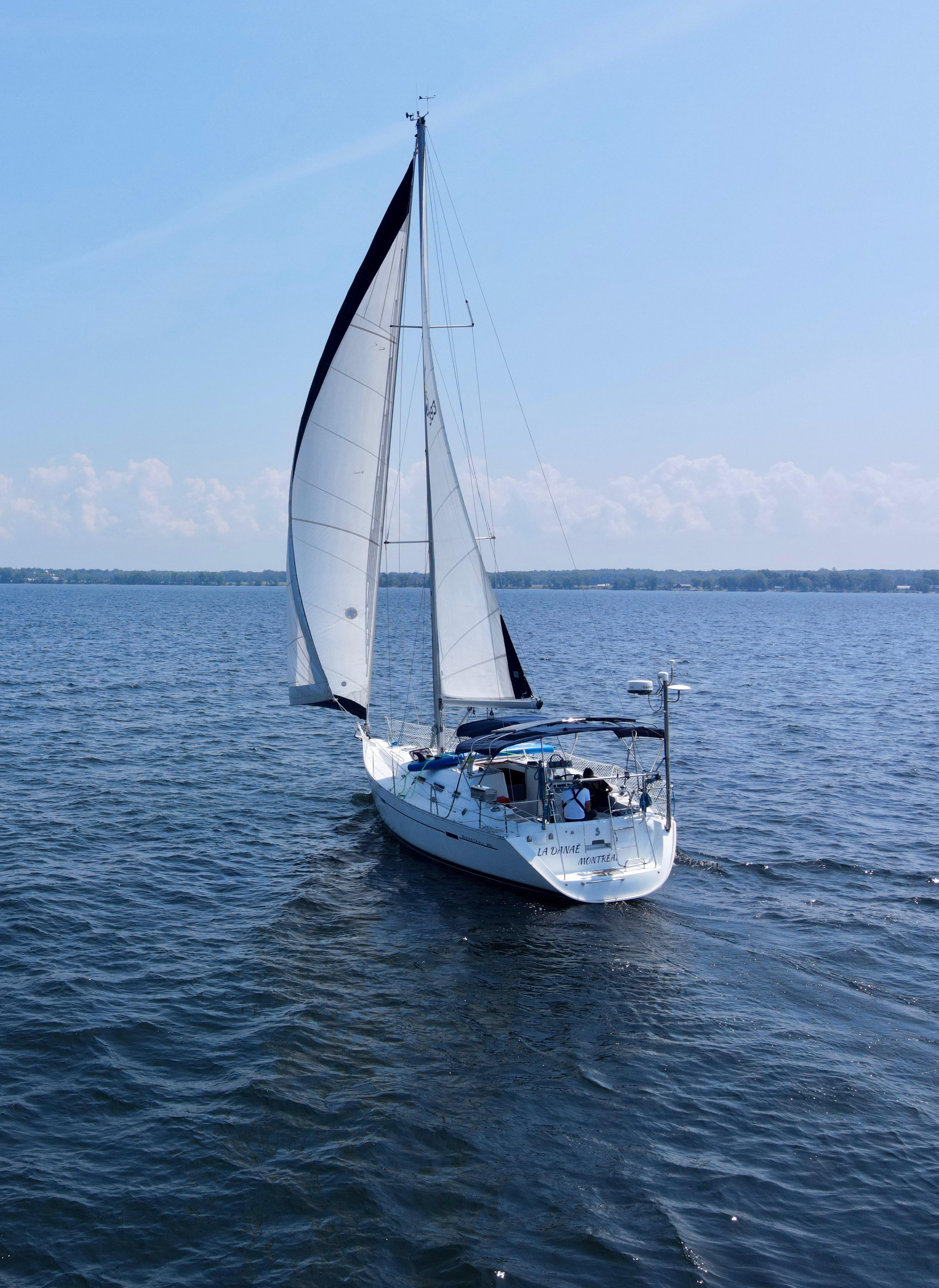 2004 Beneteau Oceanis Clipper 393 Boats
