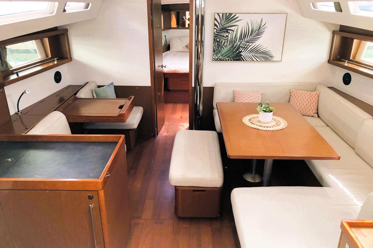 2018 Beneteau Oceanis 48