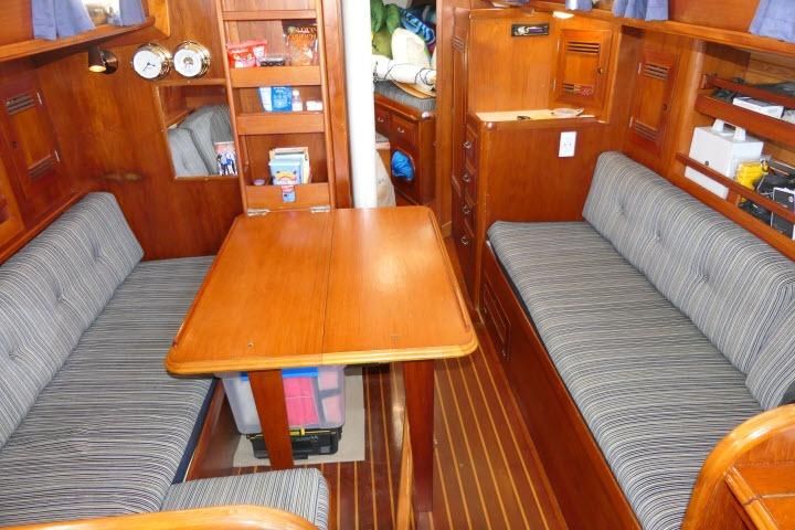 1982 Cape Dory 36