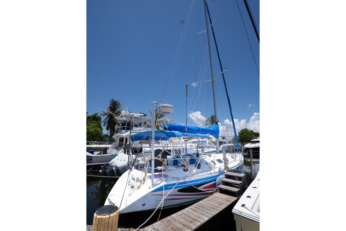 1993 Beneteau First 38s5