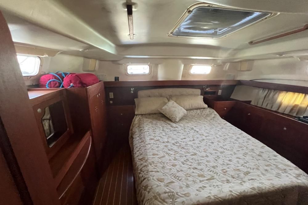 2001 Hunter Passage 420