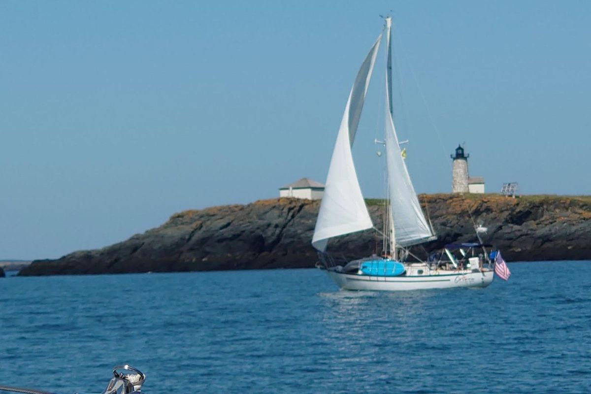 1982 Pacific Seacraft 37