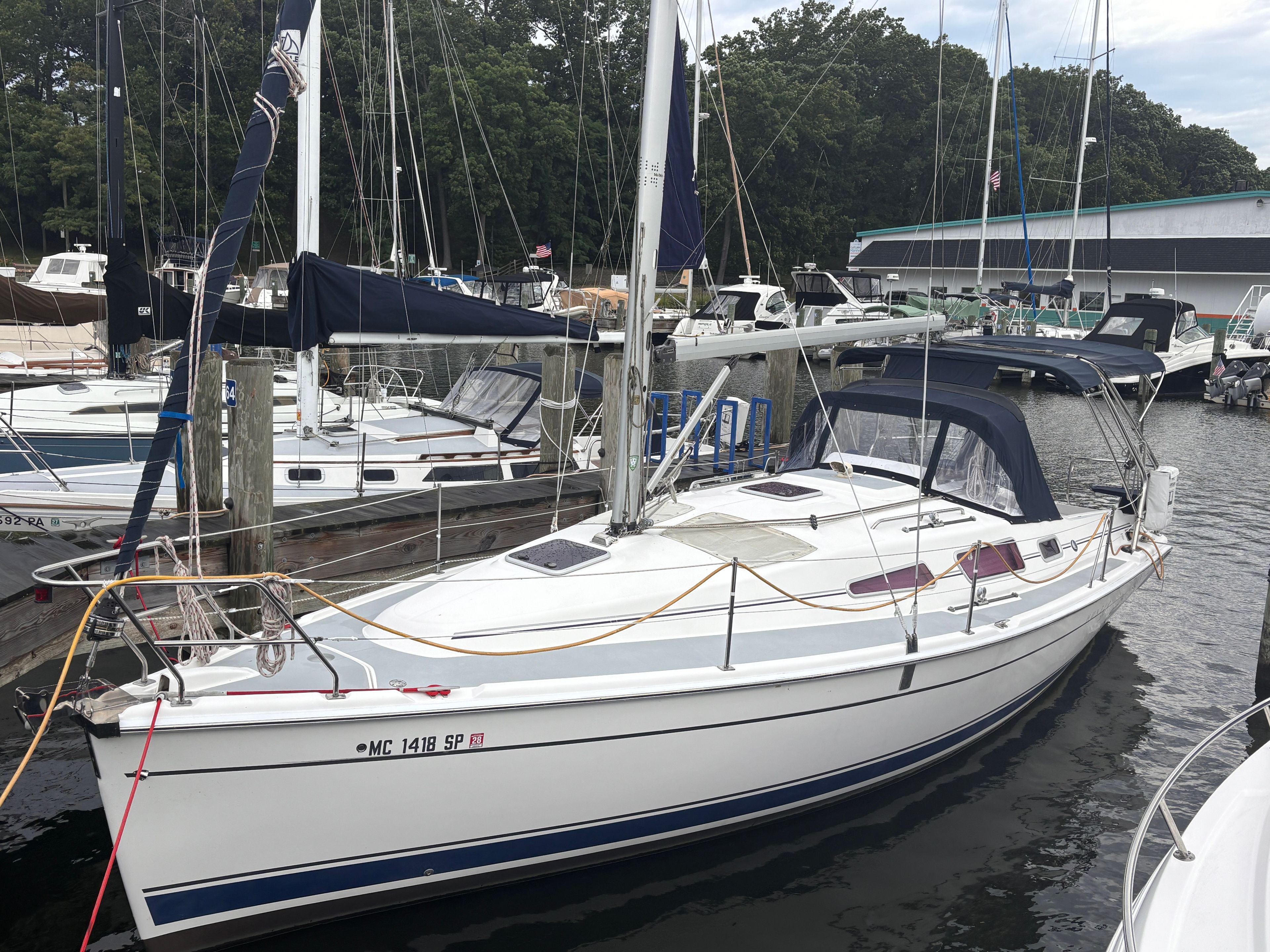 2004 Hunter 33 for sale in South Haven, Michigan