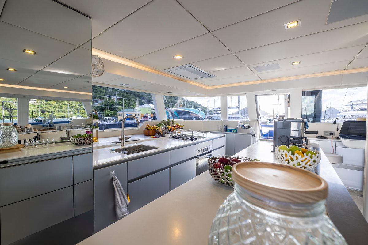 2020 Sunreef Sail 60