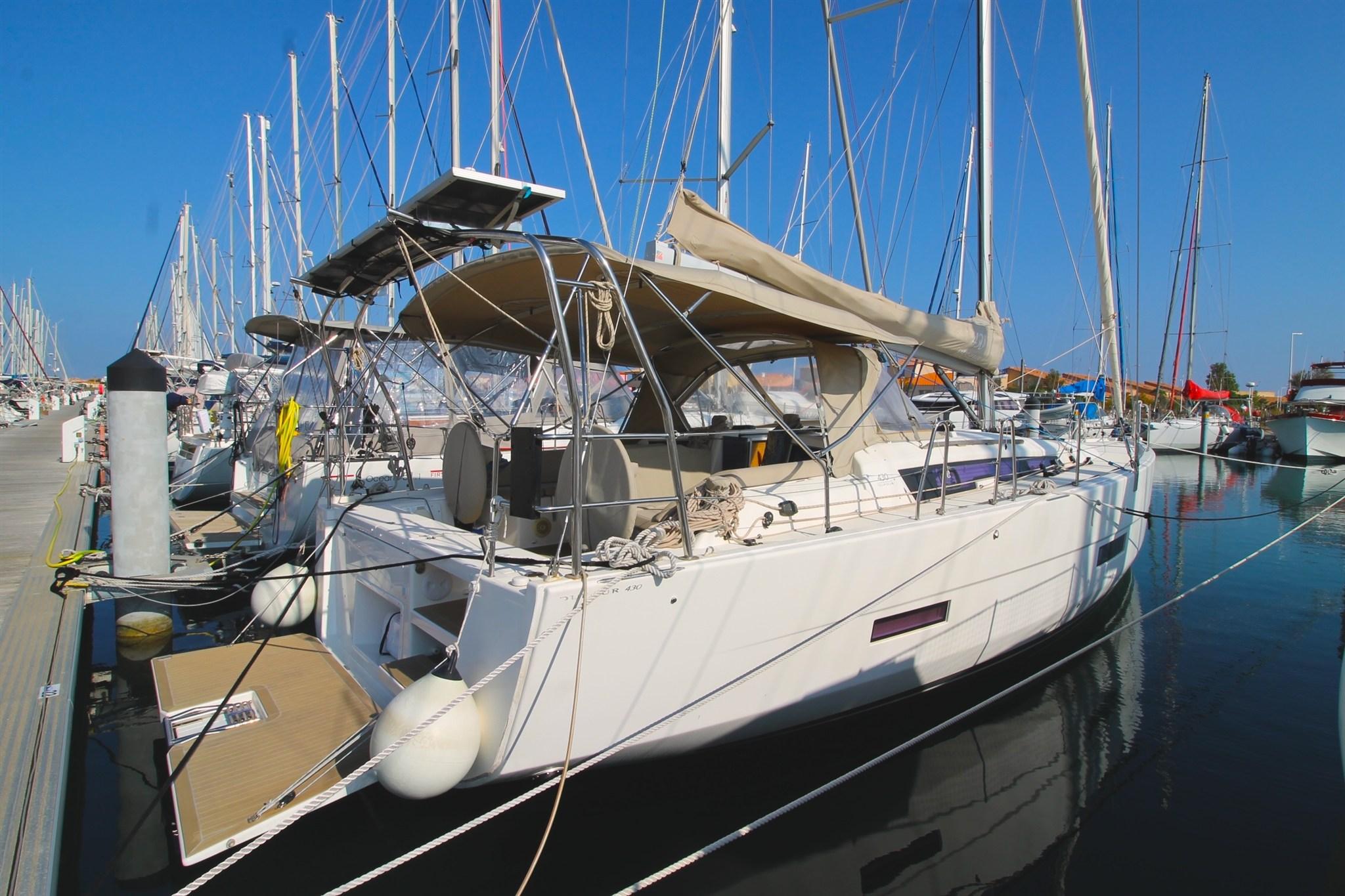 2019 Dufour 430 Grand Large for sale in Port-Leucate, France Méditerranée, France