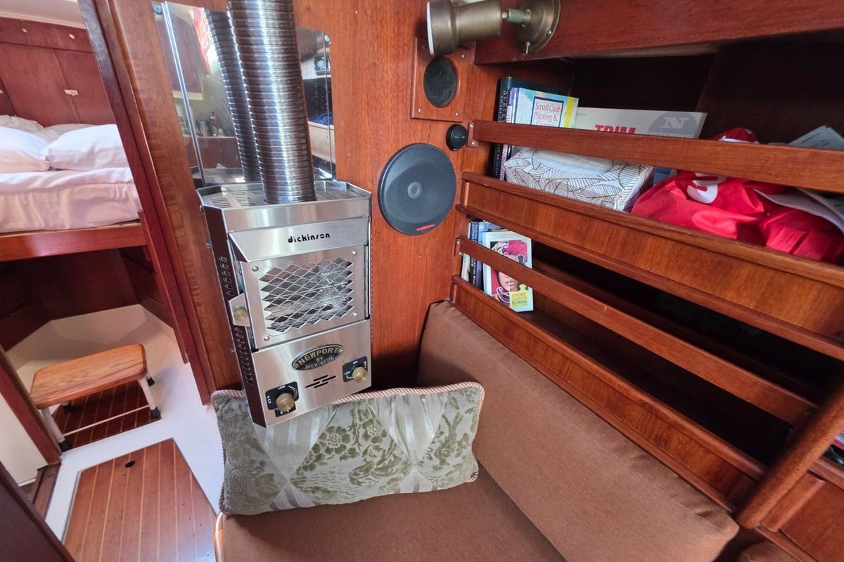 1979 Alberg 37 Mkii