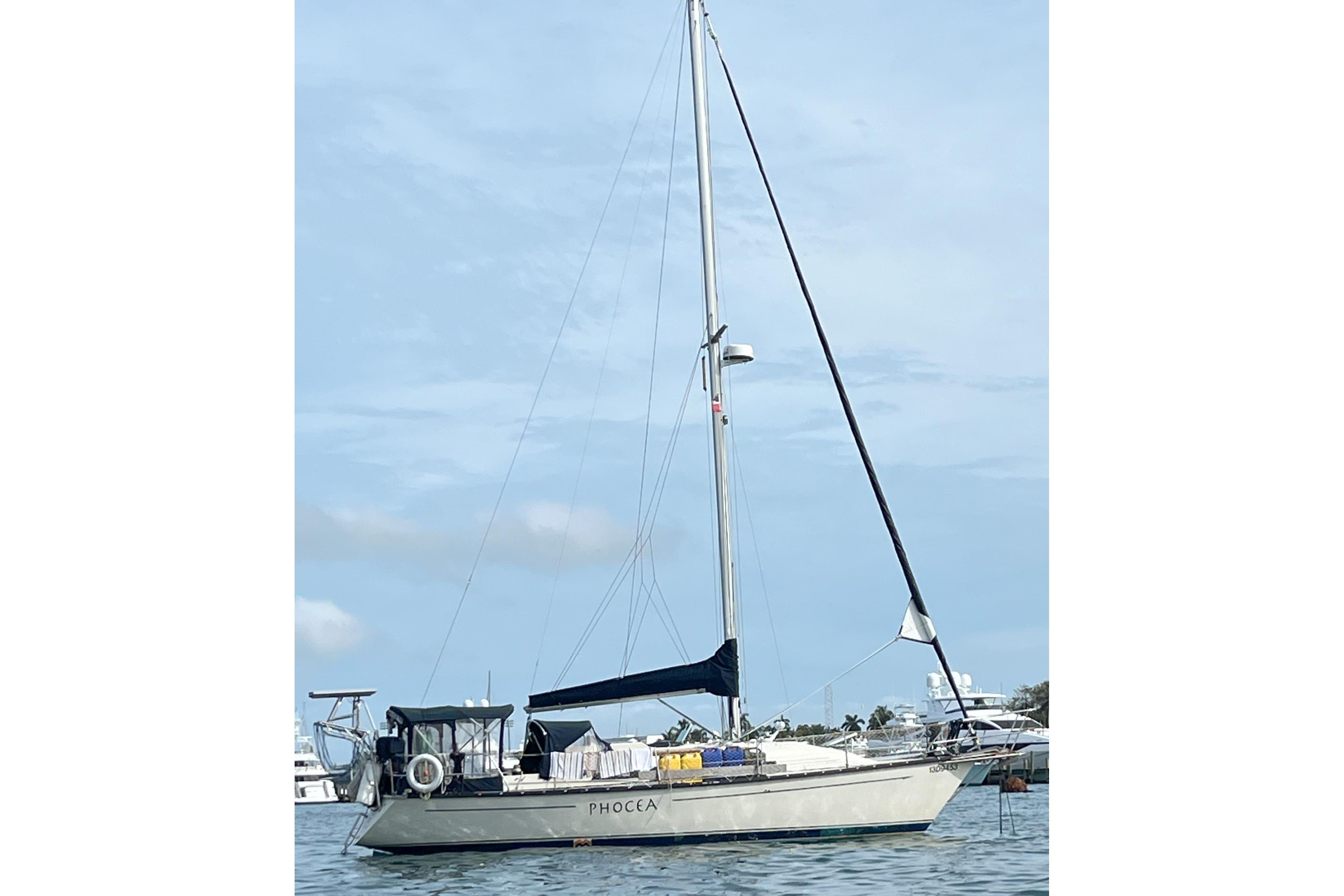 1988 Mirage Yachts 35