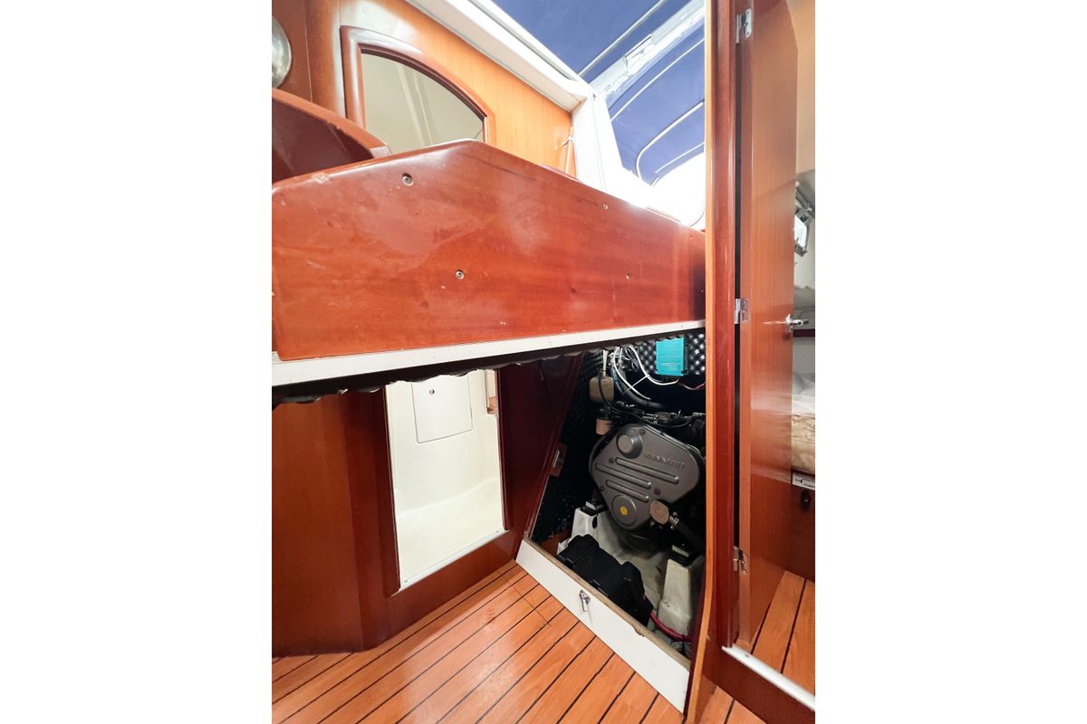 2007 Beneteau 373