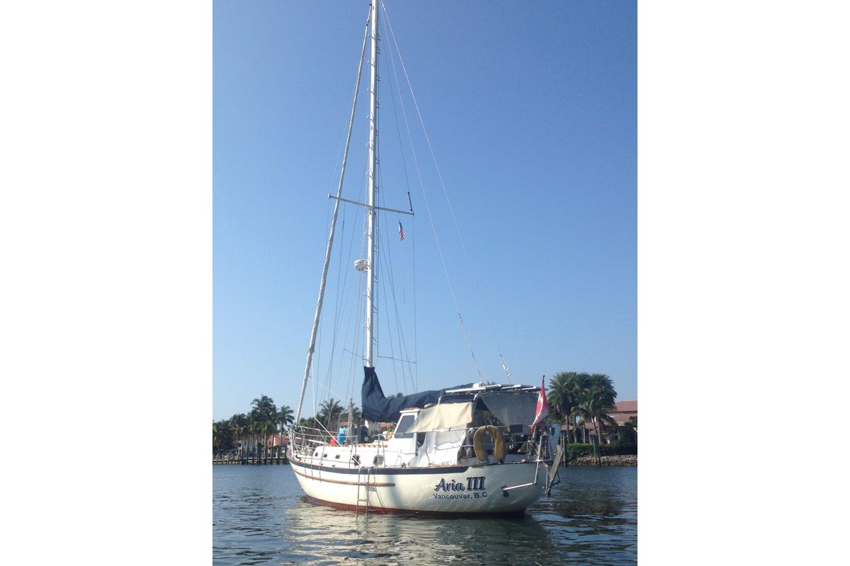 1989 Pacific Seacraft 37