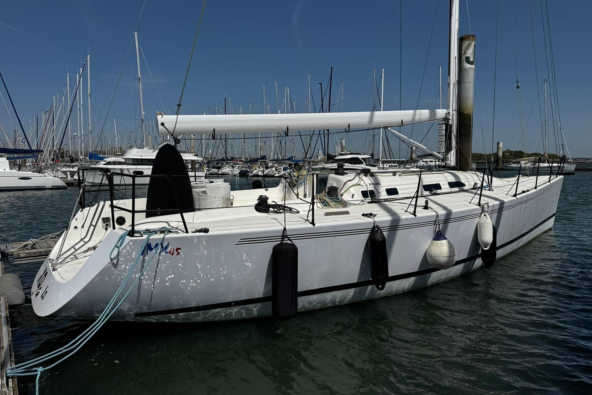 2002 X-Yachts IMX-45 for sale in Lorient, Morbihan, France