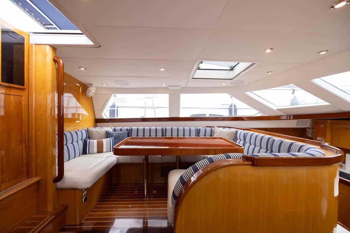 1999 Admiral Center Cockpit