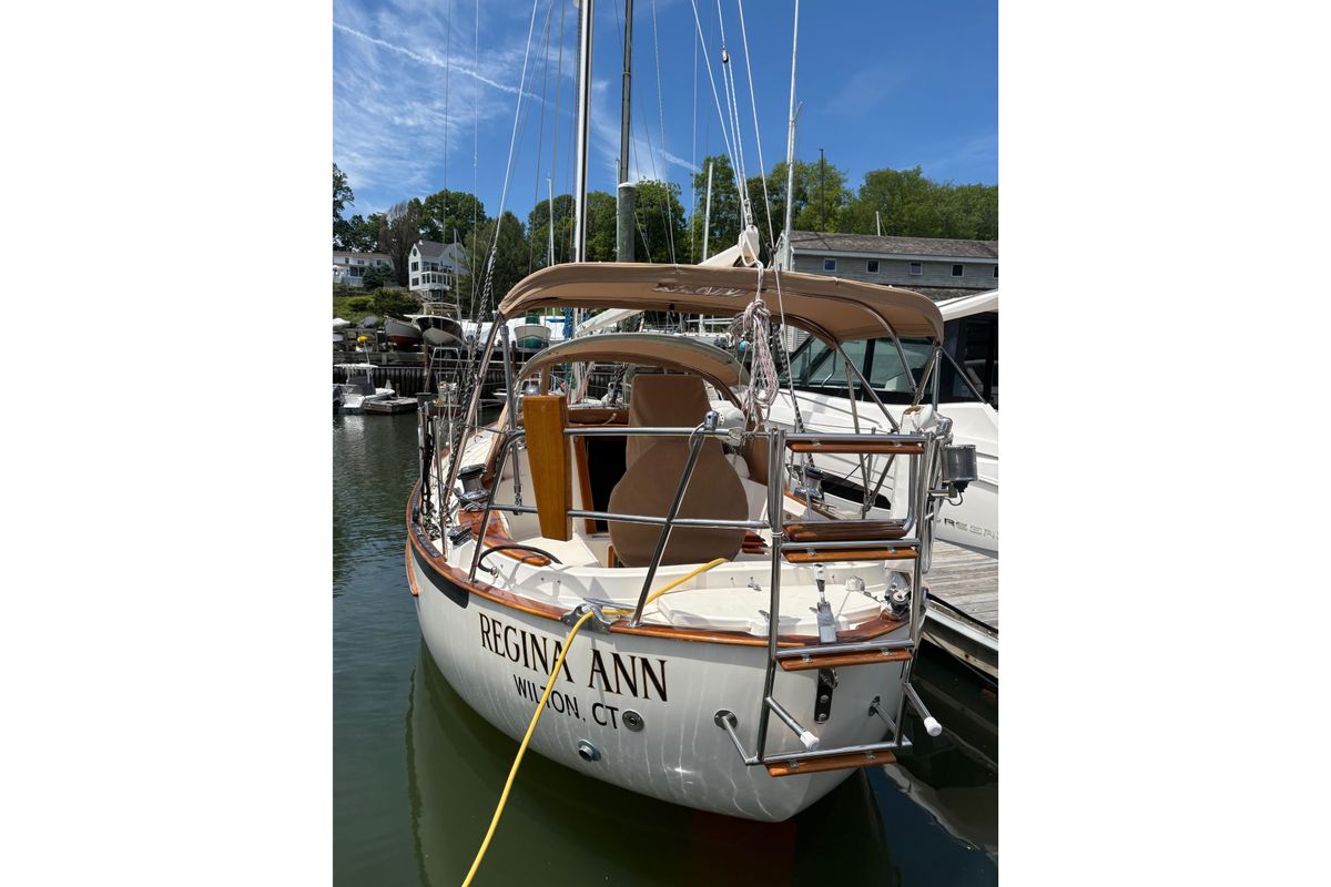 1997 Pacific Seacraft Crealock 34