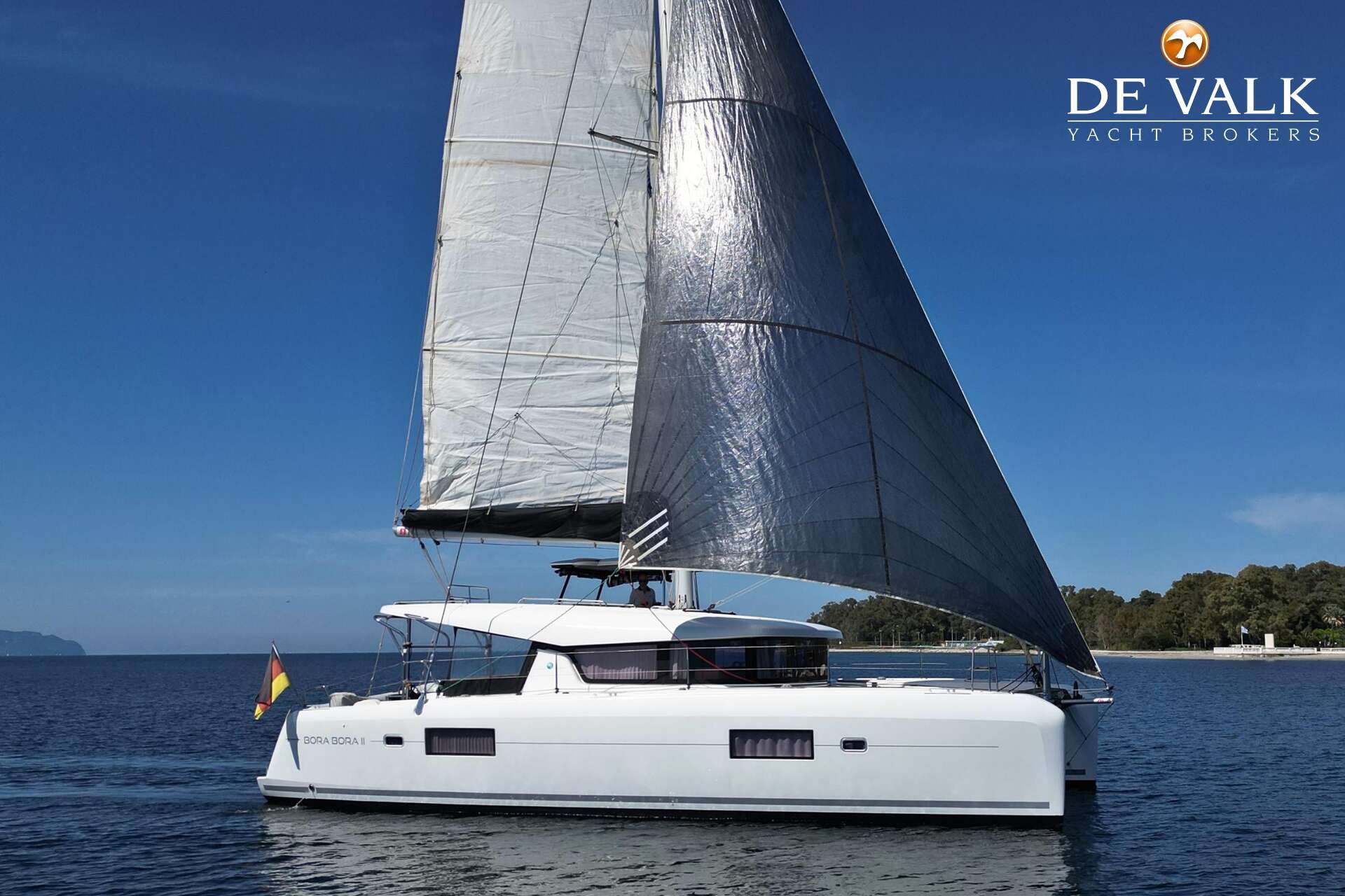 2017 Lagoon 42 for sale in Thuishaven, Greece