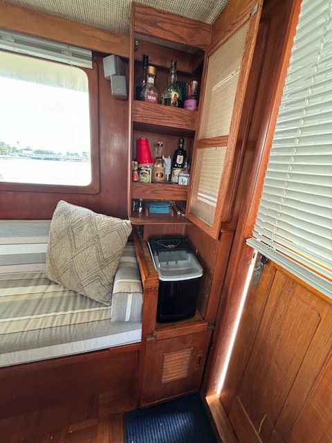 1978 Marine Trader 40 Europa