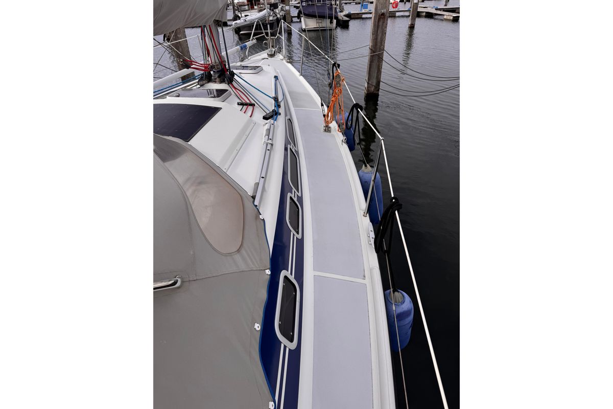 1996 Dehler 35 Cruising
