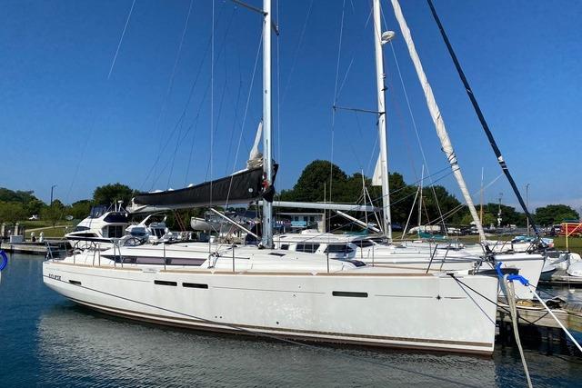 2014 Jeanneau Sun Odyssey 439