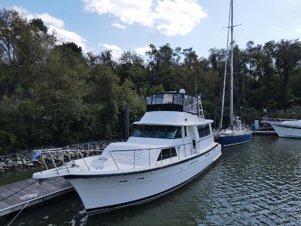 1979 Hatteras 58 Cockpit Motor
