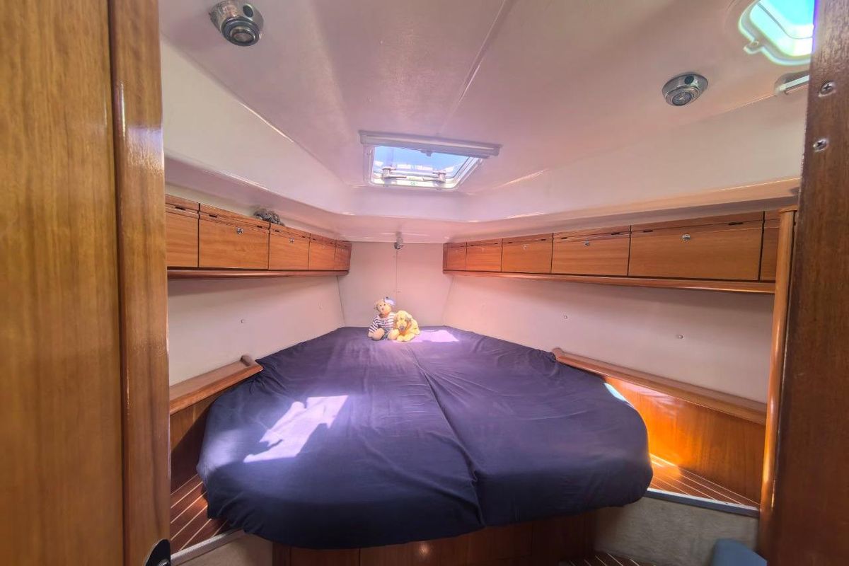 2008 Bavaria Cruiser 38