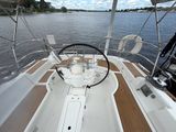2004 Beneteau Oceanis Clipper 423