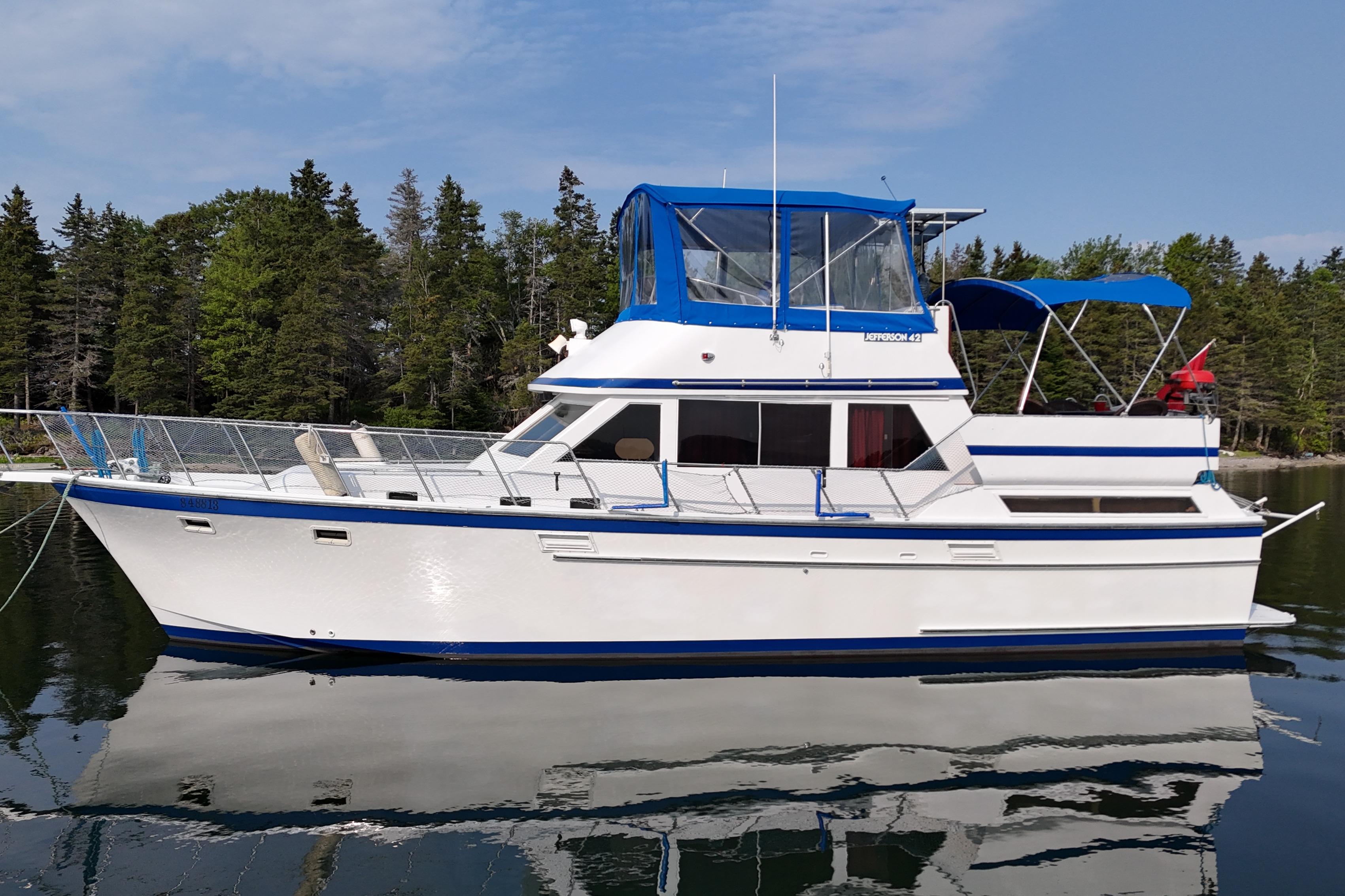 1987 Jefferson 42 SE Sundeck Motor for sale in Halifax, Nova Scotia, Canada