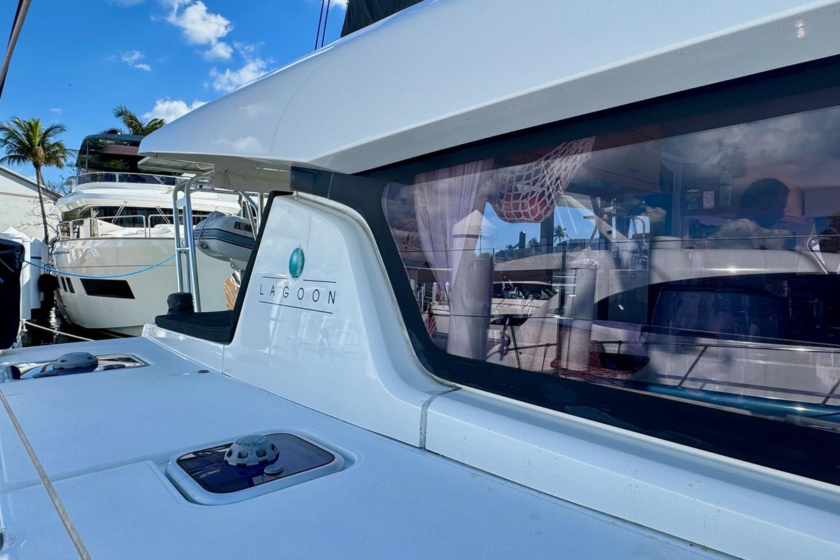 2017 Lagoon 42