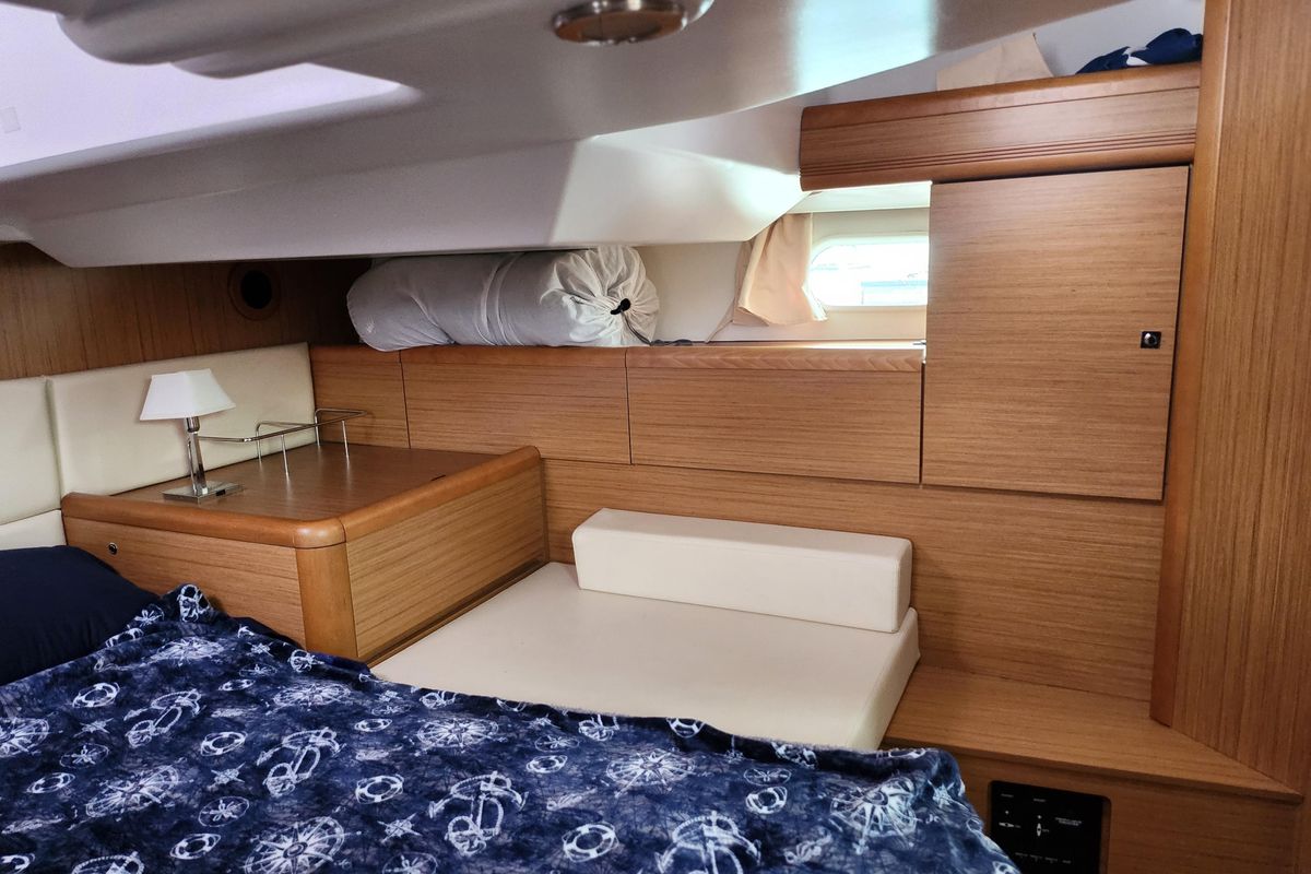 2010 Jeanneau Sun Odyssey 45 DS