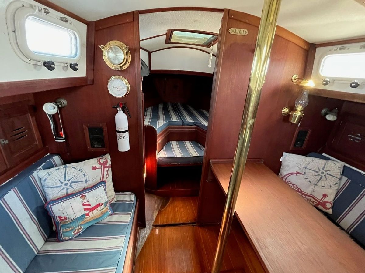 1983 Dickerson 37 Ketch