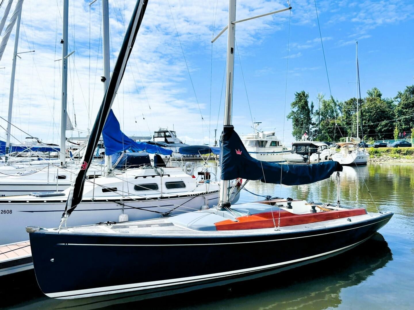 2016 Tofinou 8m en venta en Montreal, Quebec, Canada