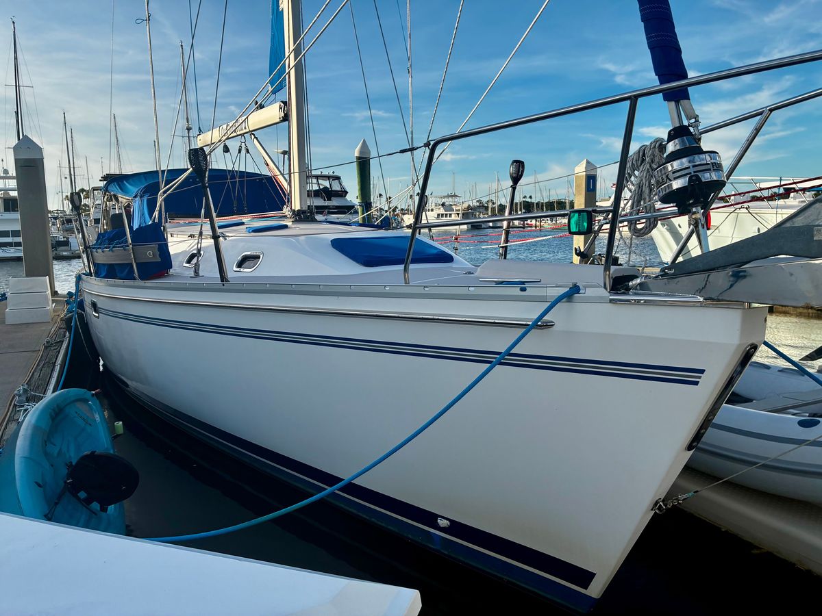 2011 Catalina 445