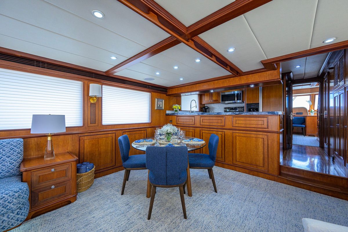 2008 Outer Reef Yachts 800 Motoryacht