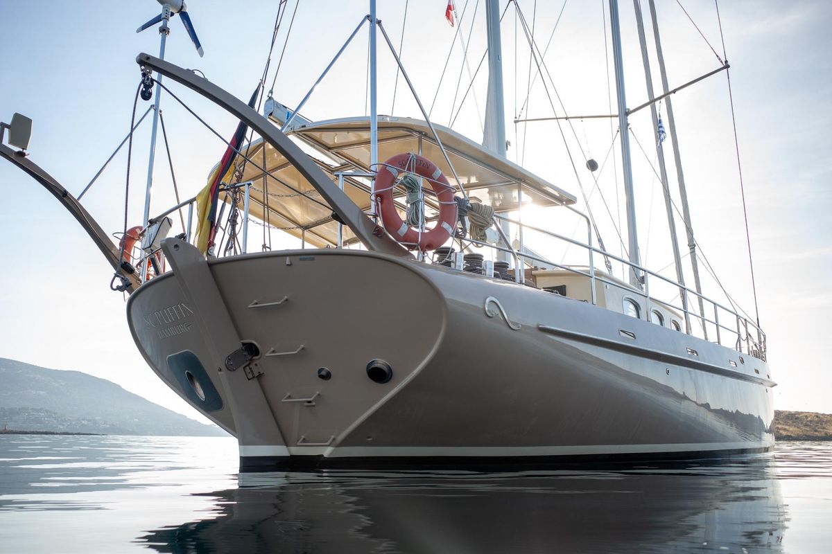 2015 Puffin 58 FT