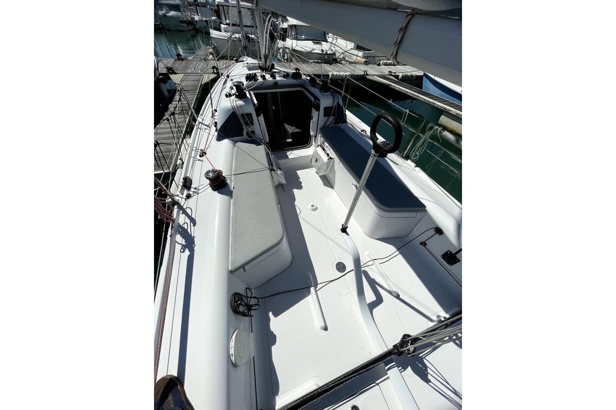 2024 Beneteau First 27