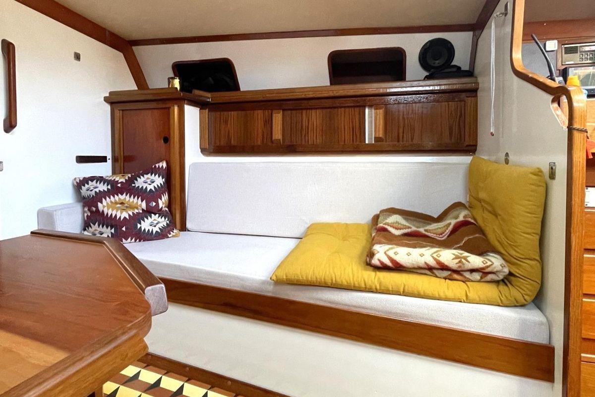 1980 Baltic 39