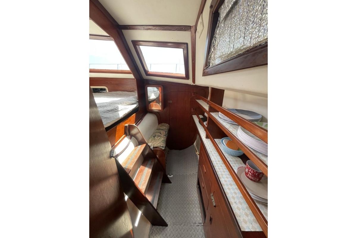 1985 Prout Snowgoose 37