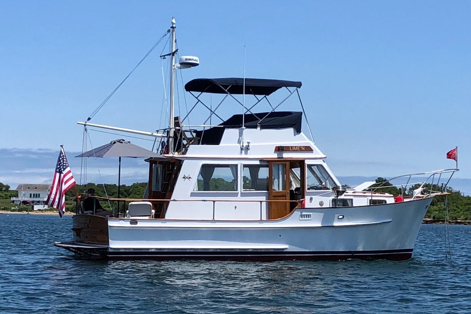 1986 Island Gypsy 32 Sedan Trawler (Hull #38) for sale in Newport, Rhode Island