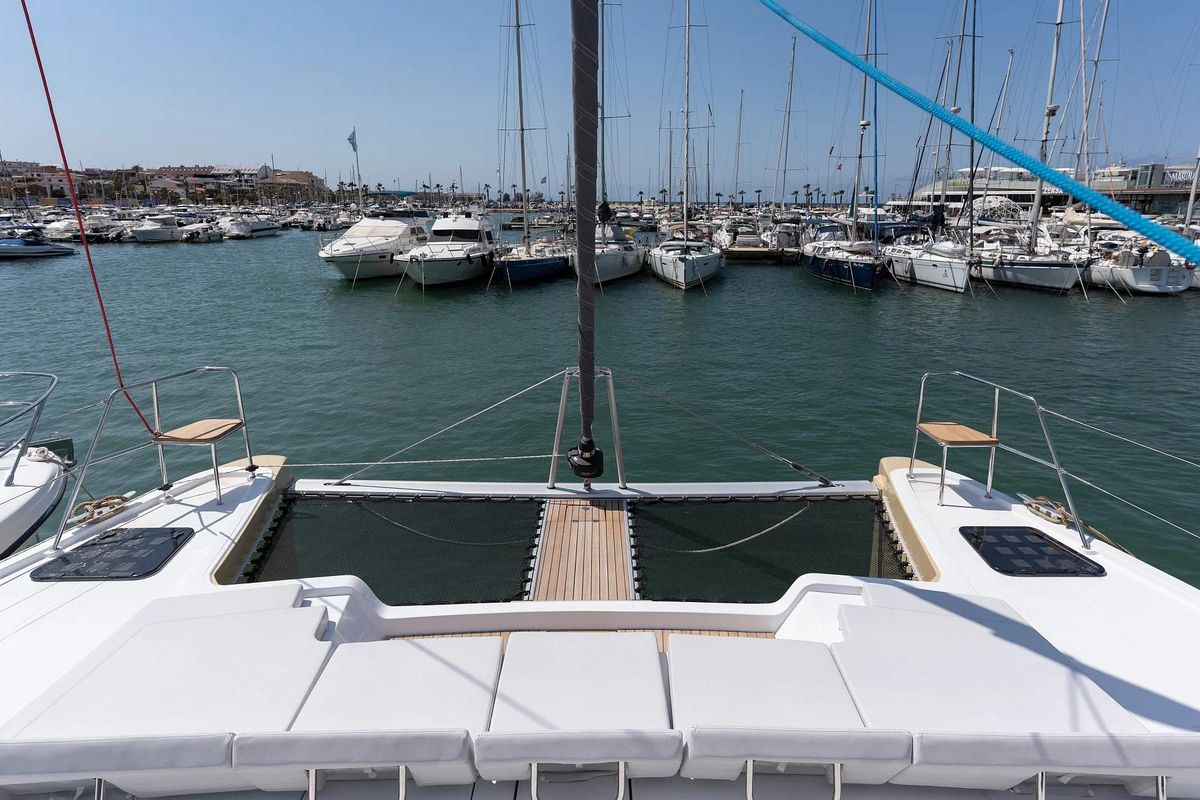 2024 Aventura 45