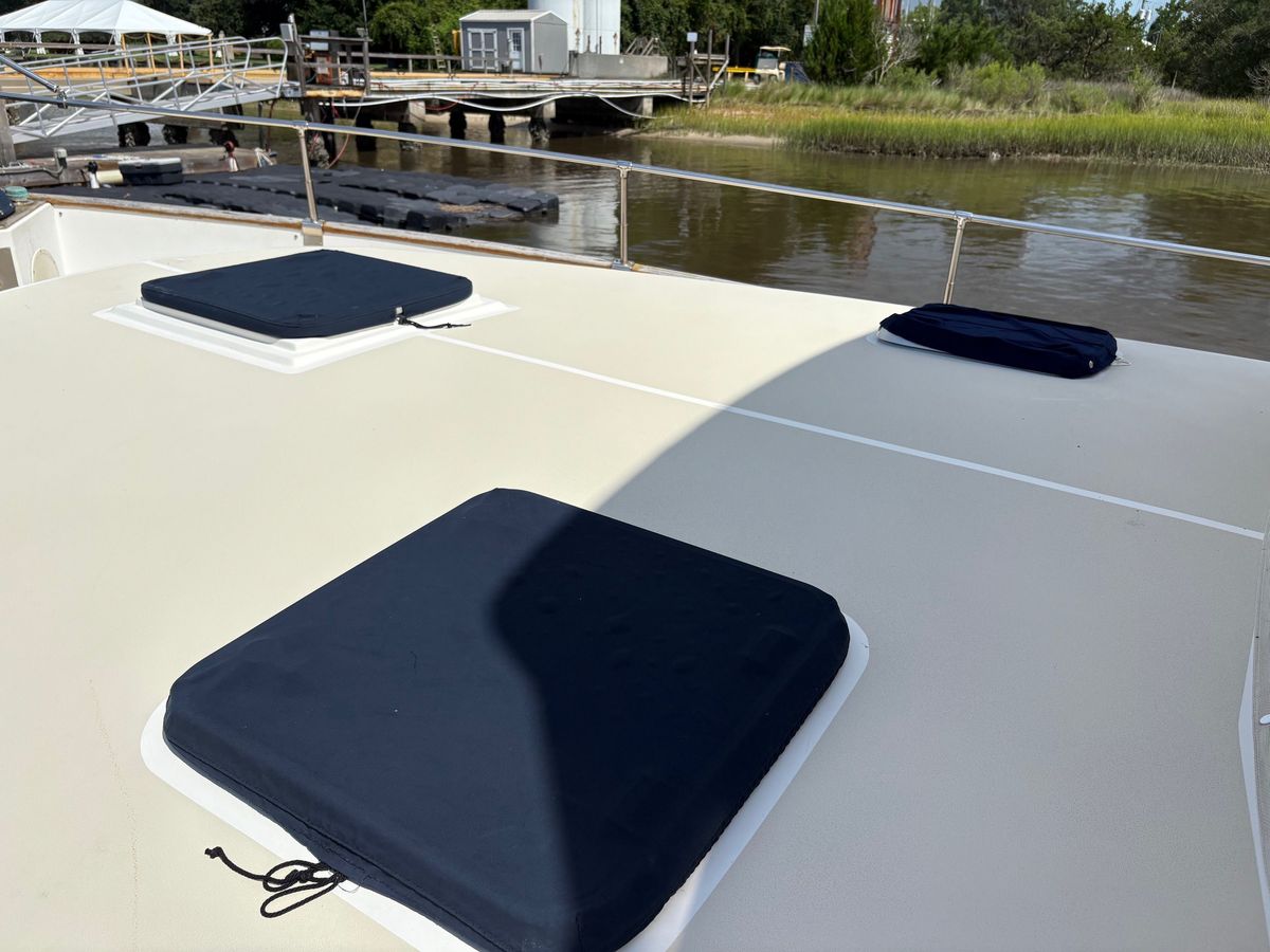1989 Grand Banks Motor