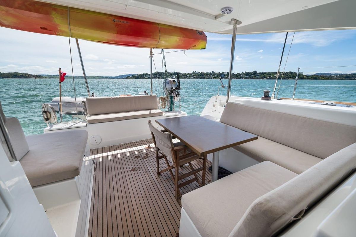 2021 Lagoon 40
