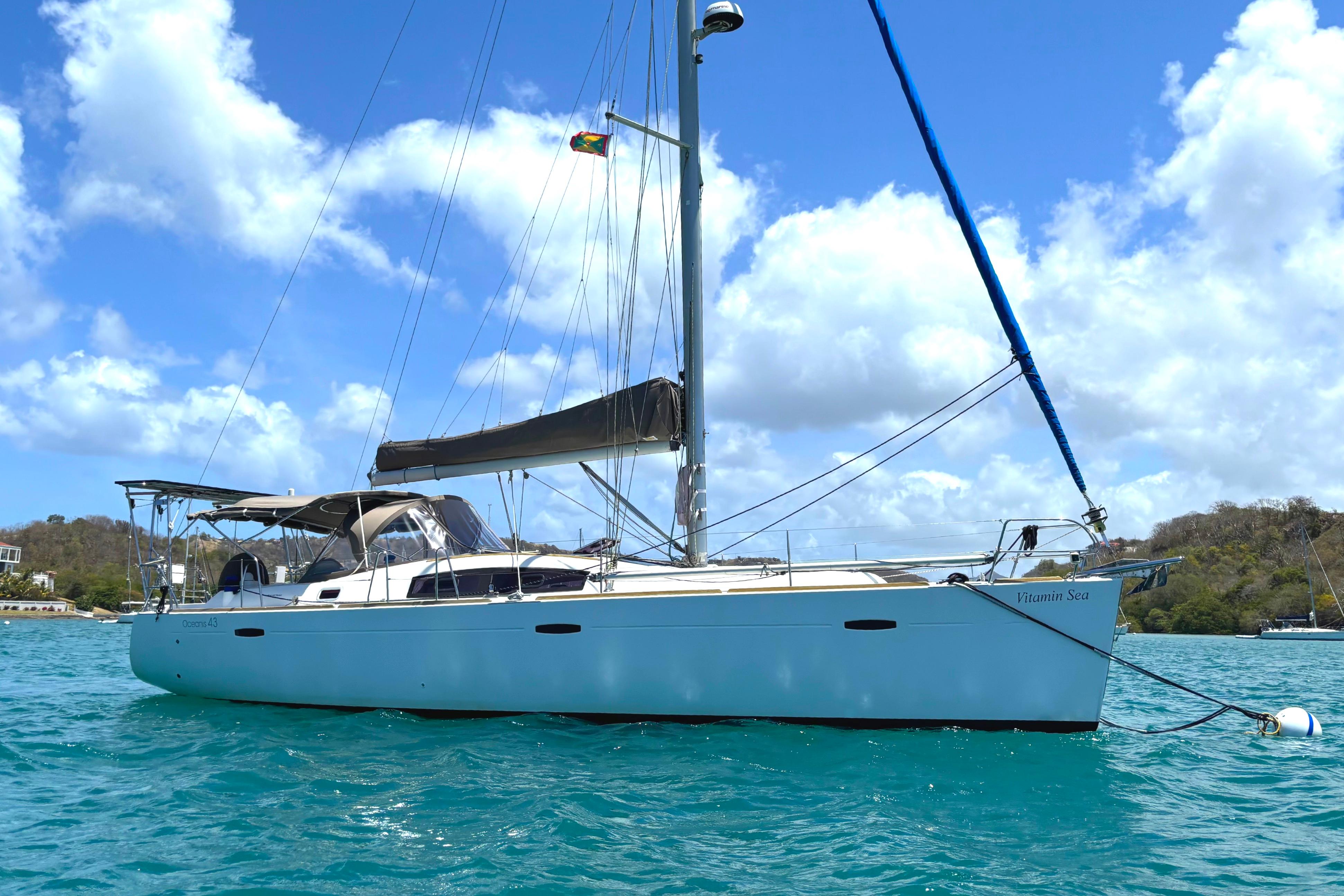 2010 Beneteau Oceanis 43