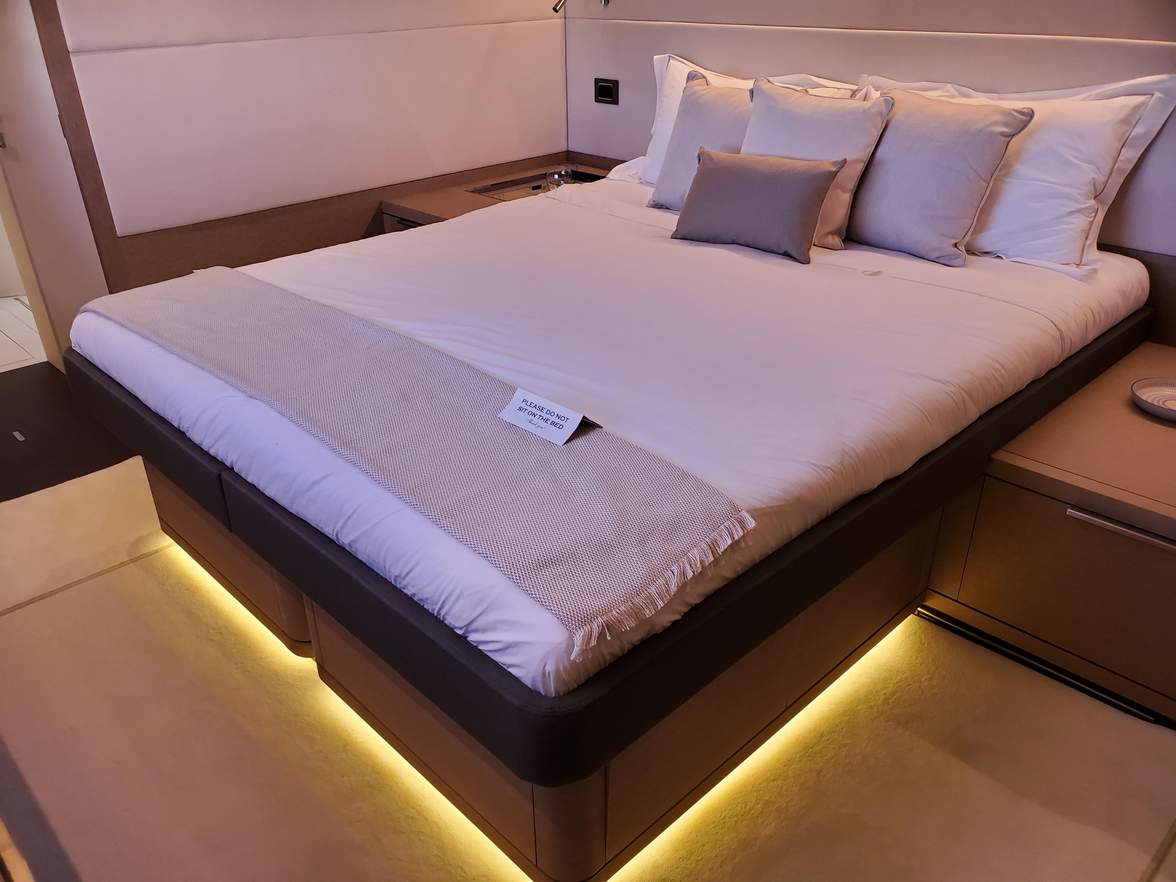 2020 Lagoon Seventy 7