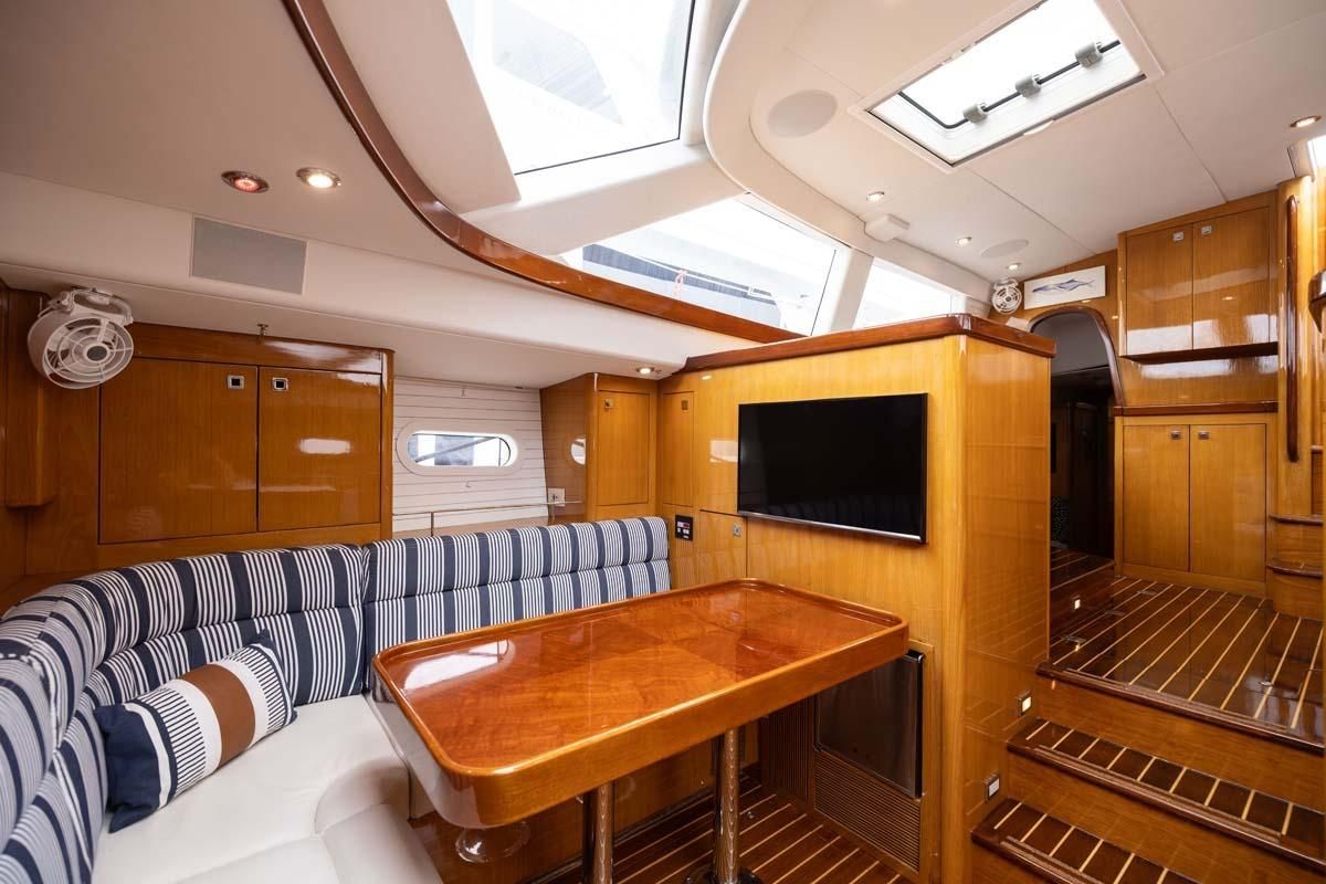 1999 Admiral Center Cockpit