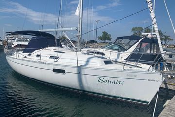 1995 Beneteau Oceanis 321 Boats