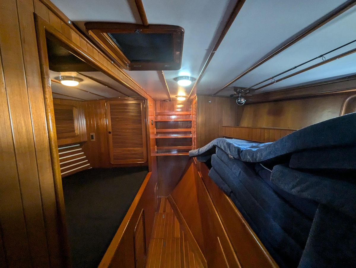 1989 Tayana 55
