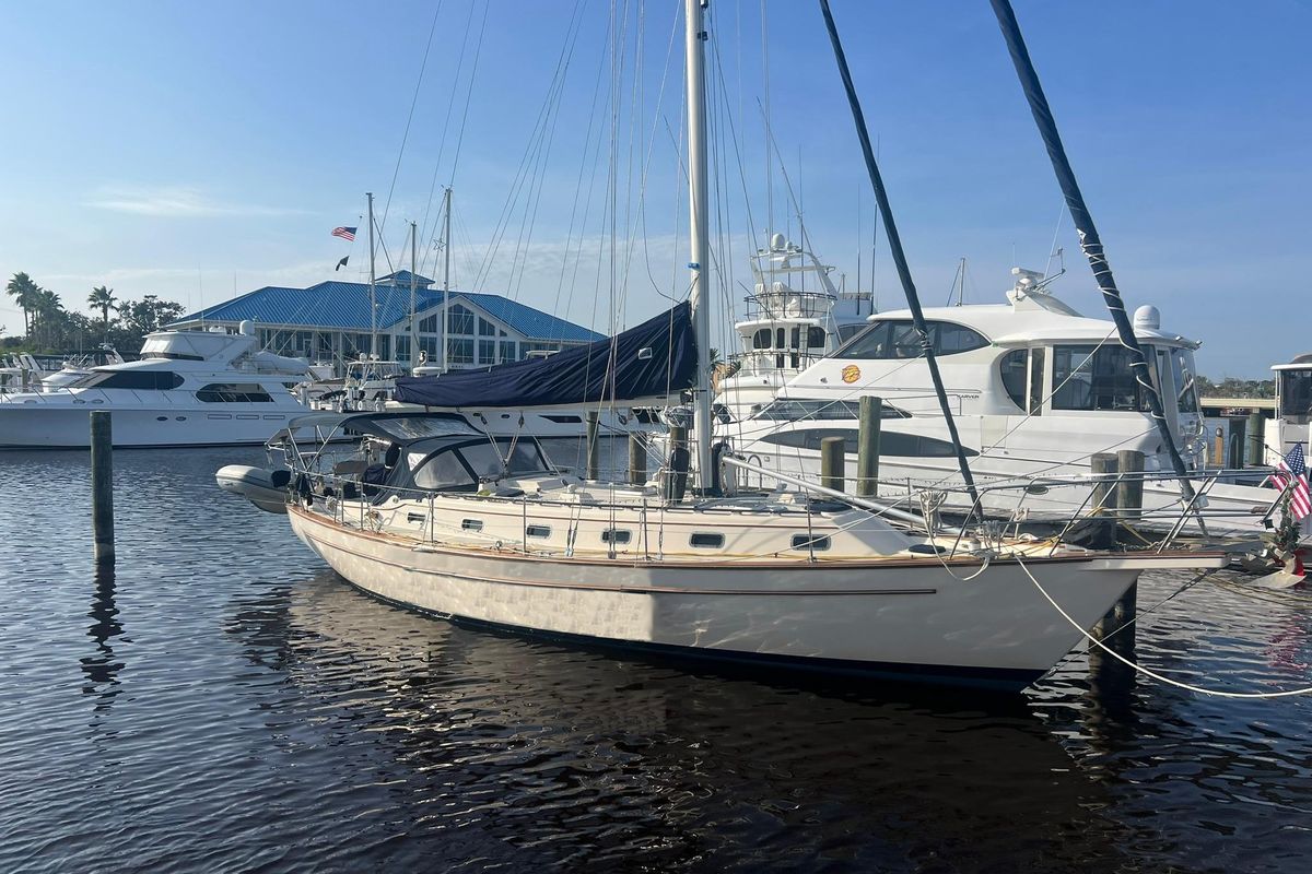 1994 Island Packet 44