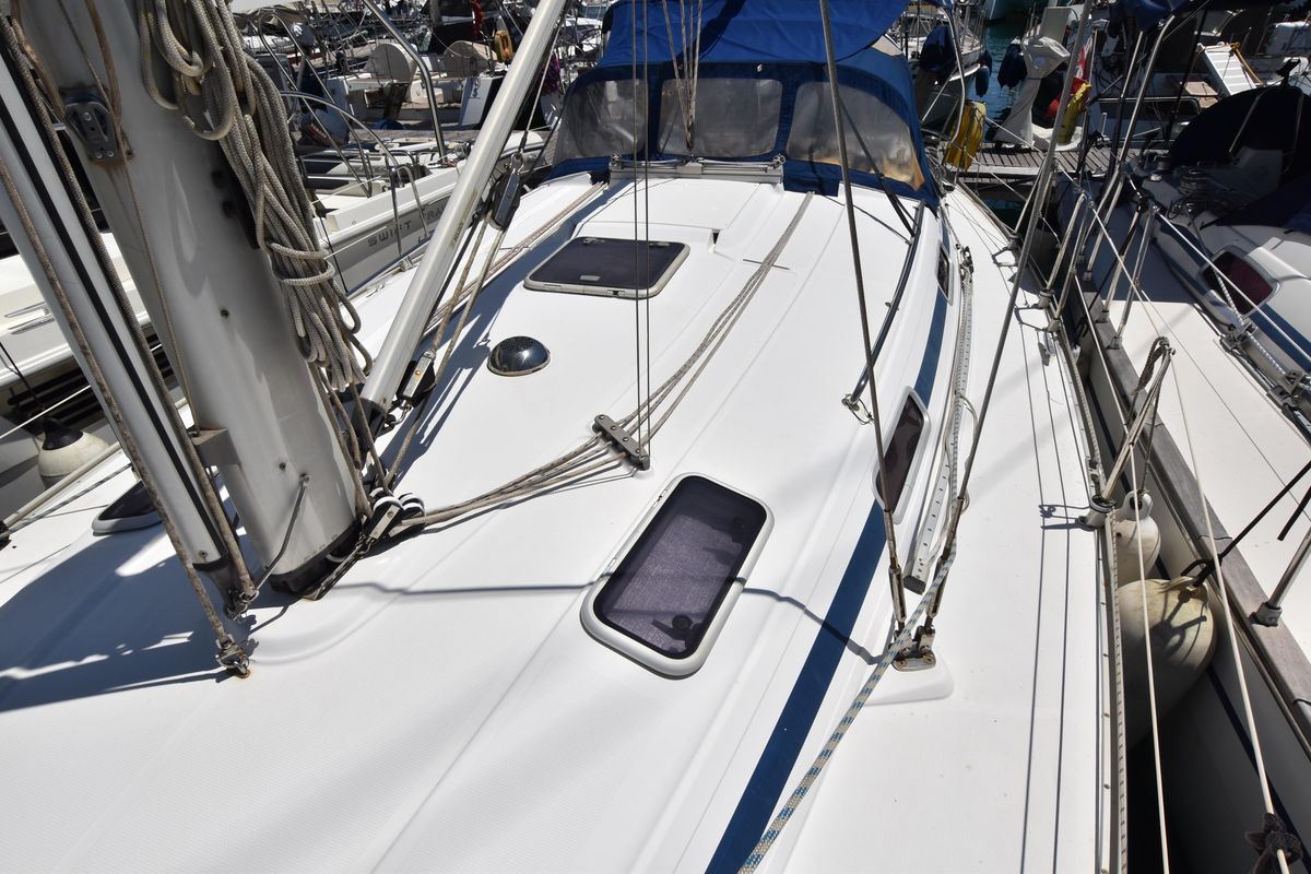 2003 Bavaria 38